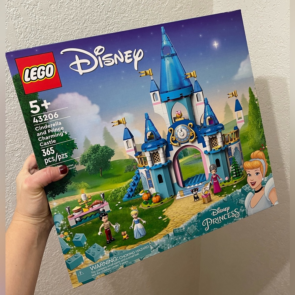 Lego Cinderella and Prince Charming Castle